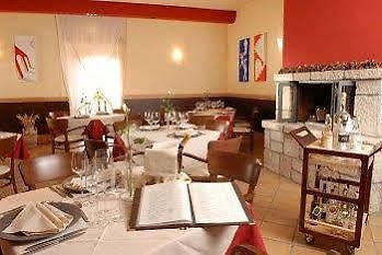 Hotel Miralago San Potito Sannitico Екстериор снимка
